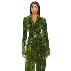 NBD Crinkled Velvet Shirt in Juniper Green